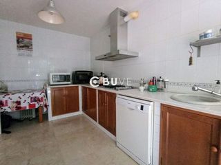 Chalet en venta en Gelves