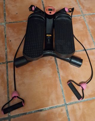 Eliptica y step con gomas para casa