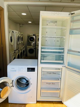 Frigorífico Haier blanco Lavadora Siemens