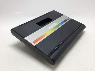Atari 7800 con mandos