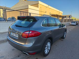 Porsche Cayenne 2012