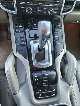 Porsche Cayenne 2012