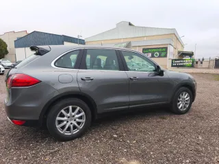 Porsche Cayenne 2012