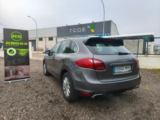 Porsche Cayenne 2012