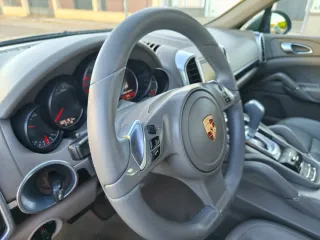 Porsche Cayenne 2012