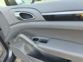 Porsche Cayenne 2012