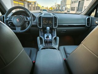 Porsche Cayenne 2012