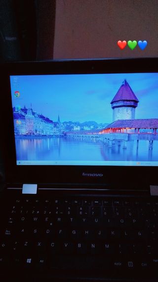 Portátil Lenovo Blanco yoga 300