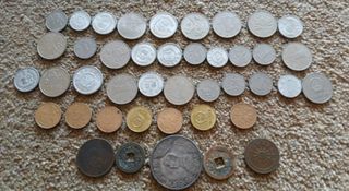 Lote de Monedas Chinas Variadas