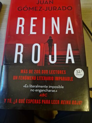 Reina Roja / Red Queen (LA TRILOGÍA REINA ROJA)...