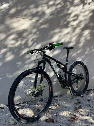 Bicicleta Trek Superfly 8