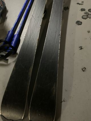 Esquís Salomon JR 140cm con Palos y Botas