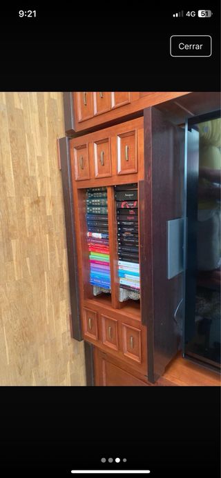 Mueble de salón de madera