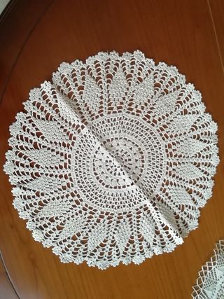 Set 3 centrini fatti a mano