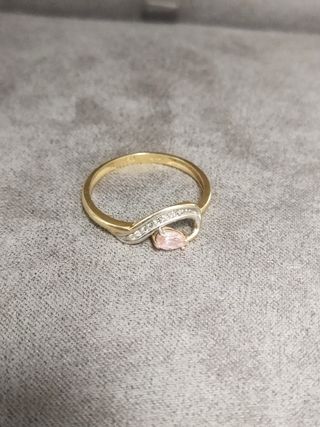Anillo Oro 18k con Esmeralda y Diamantes