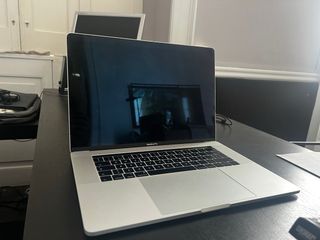Macbook Pro 15 2017 Plata