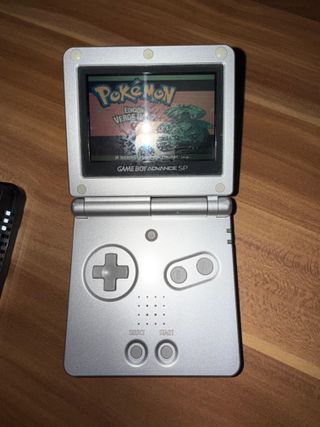 Nintendo Game Boy Advance SP AGS-001 Plata