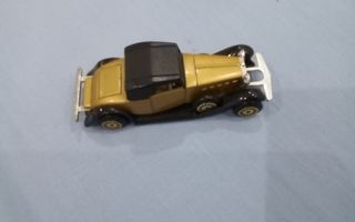 Set di 3 macchinine giocattolo: autobus e 2 auto