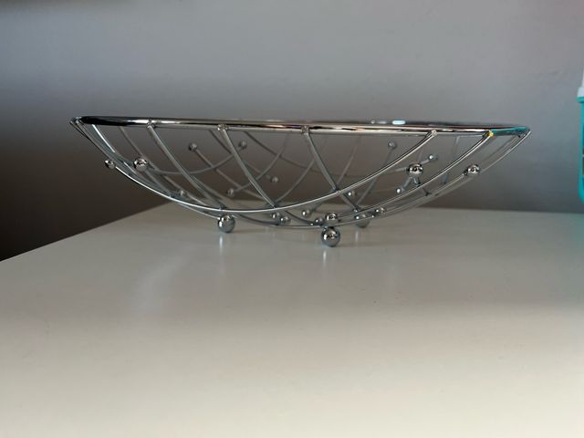 2 Fruteros Metálicos