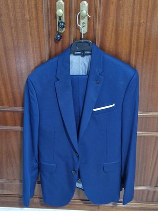 Traje Zara Azul Talla 46