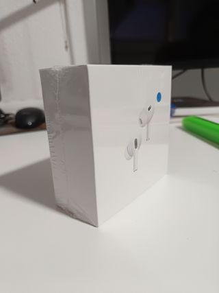Auriculares inalámbricos blancos
