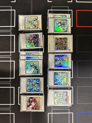 Yu-Gi-Oh! DECK POLVO DE ESTRELLAS / STARDUST
