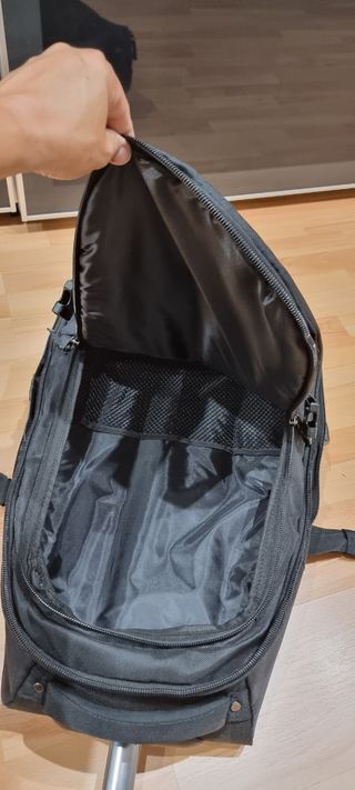 Trolley Mochila Flexible 50L Negra