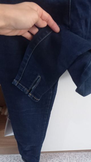 Pantalones vaqueros GUTIE azules