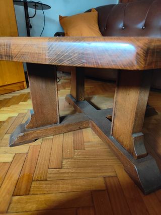 Mesa de centro de madera

