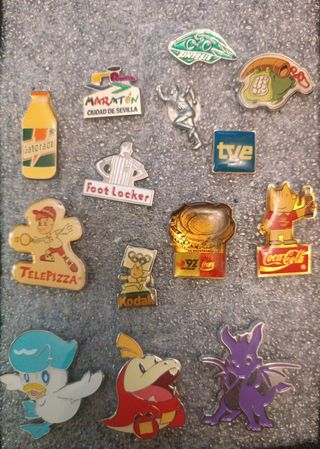 Lote 14 Pins Marcas y Pokémon