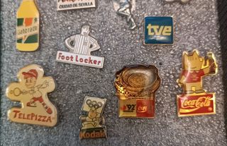 Lote 14 Pins Marcas y Pokémon