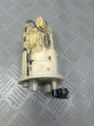 Bomba gasolina Yamaha R6R 08