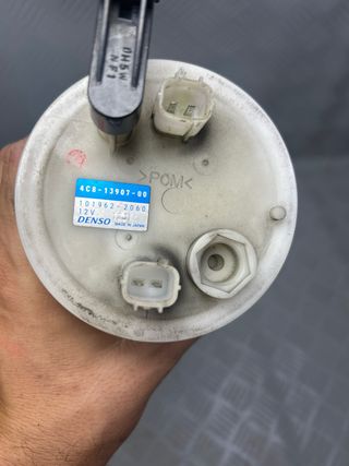 Bomba gasolina Yamaha R6R 08