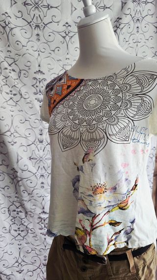 Camiseta estampada multicolor