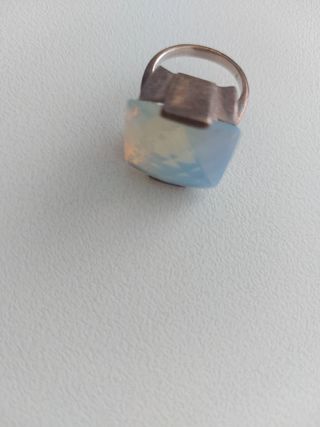 Sortija plata y piedra luna