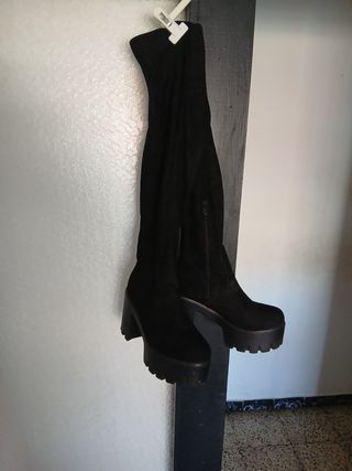 Botas altas negras con plataforma