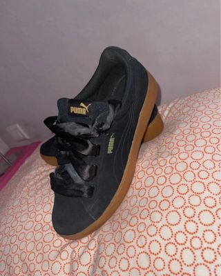 Zapatillas Puma Vikky Platform Ribbon Negras
