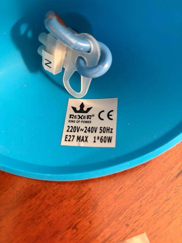 Lampada in silicone blu nuova