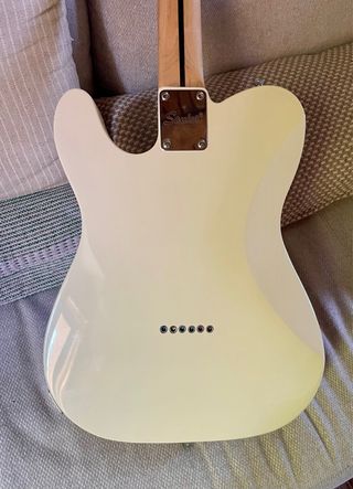 Squier by Fender Telecaster con mejoras
