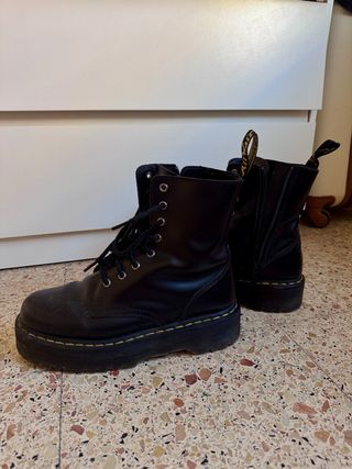 Botas Dr. Martens Plataforma Negras