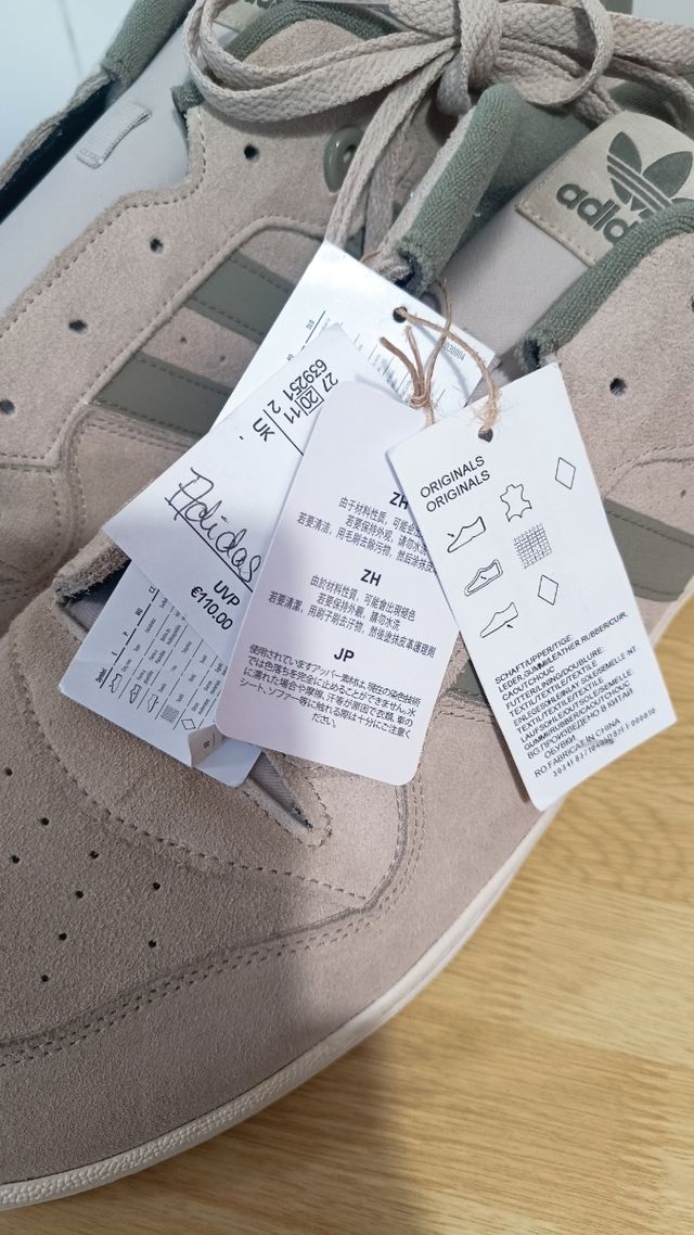 Zapatillas Adidas Talla GRANDE 54.