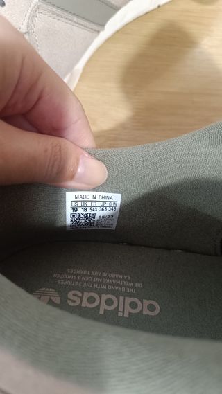 Zapatillas Adidas  Talla GRANDE 54