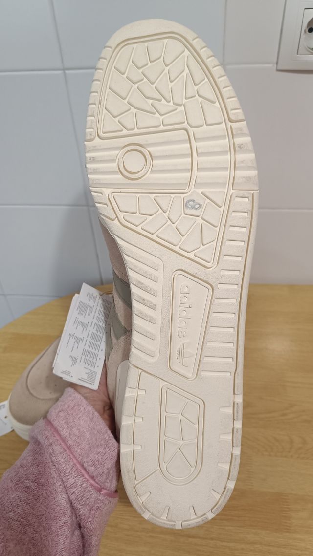 Zapatillas Adidas Talla GRANDE 54.