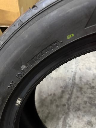 Neumáticos Yokohama Advan Neova AD09 225/50R17 98W