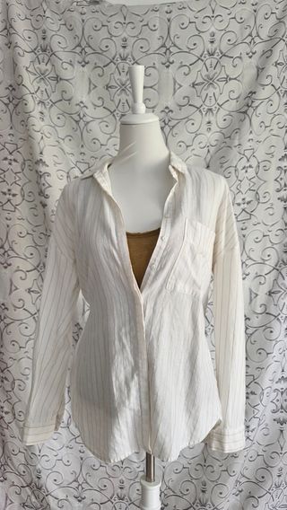 Conjunto Camisa Zara Blanca y Camiseta Dorada