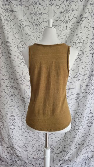 Conjunto Camisa Zara Blanca y Camiseta Dorada