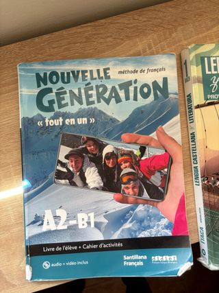 Libro de primero de bachillerato de francés