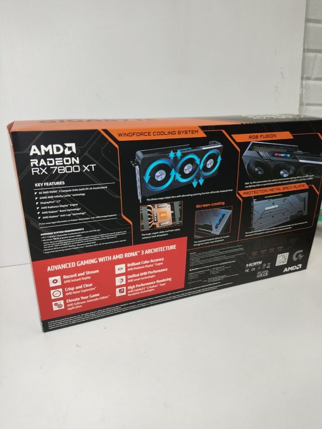 Tarjeta Gráfica Gigabyte RX 7800 XT Gaming OC