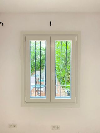 Manitas/ Handyman 
