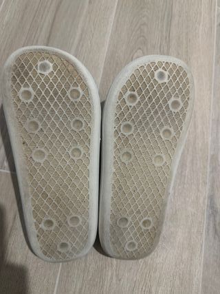 Chanclas Adidas Adilette Blancas